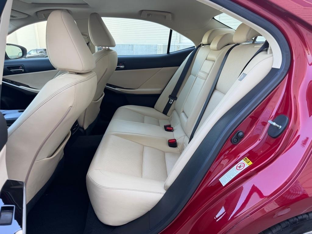 Lexus IS 250 AWD 2015