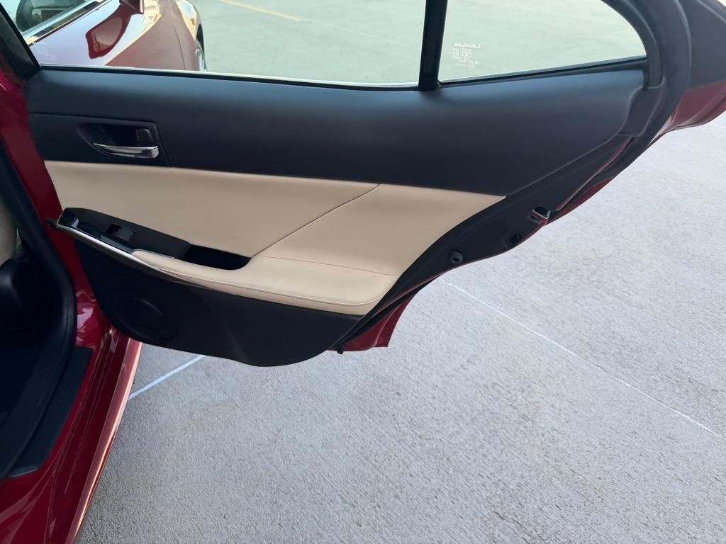 Lexus IS 250 AWD 2015