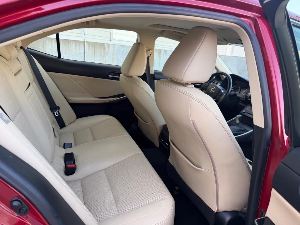 Lexus IS 250 AWD 2015
