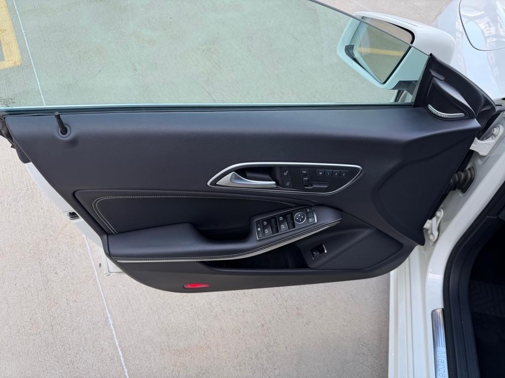 Mercedes-Benz CLA-Class CLA250 2014