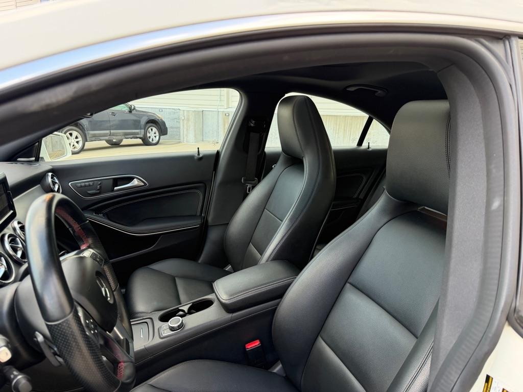 Mercedes-Benz CLA-Class CLA250 2014