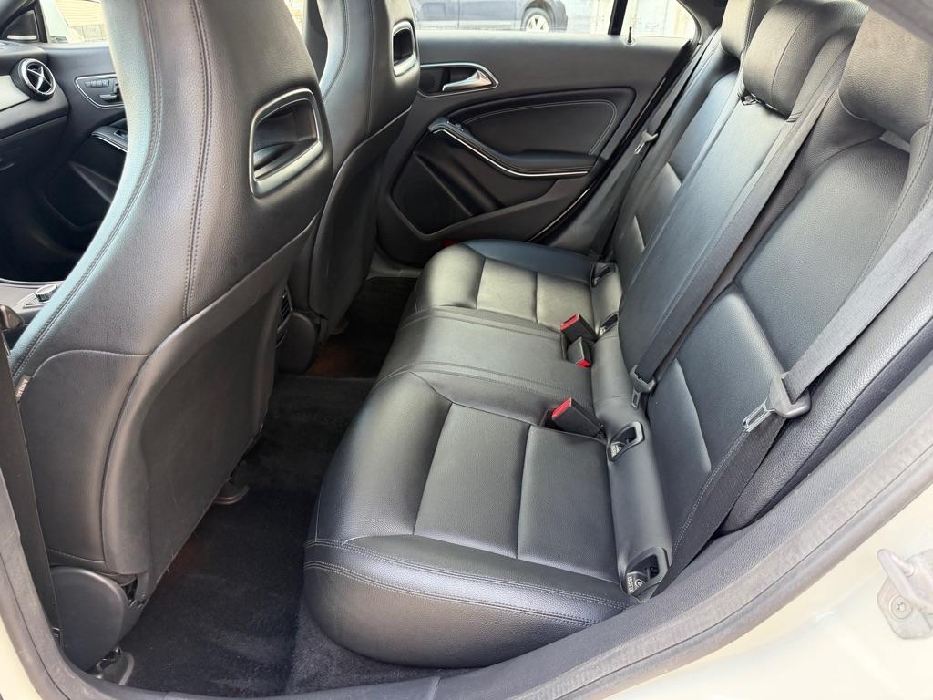 Mercedes-Benz CLA-Class CLA250 2014