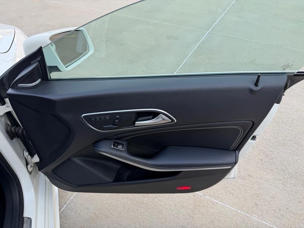 Mercedes-Benz CLA-Class CLA250 2014