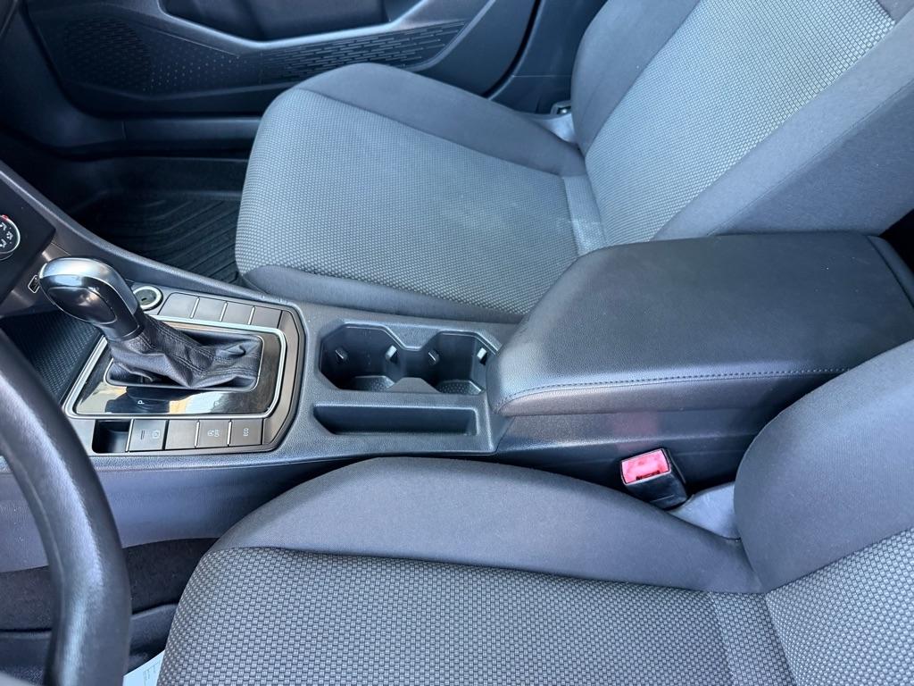Volkswagen Jetta 1.4T S 8A 2019