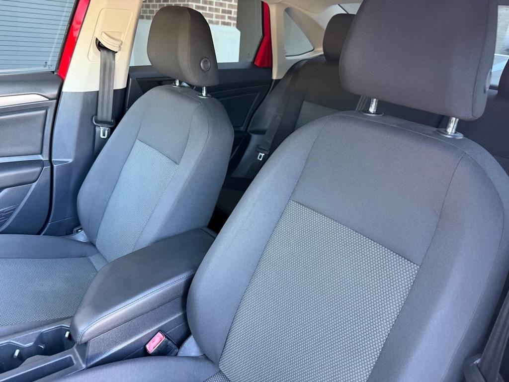 Volkswagen Jetta 1.4T S 8A 2019