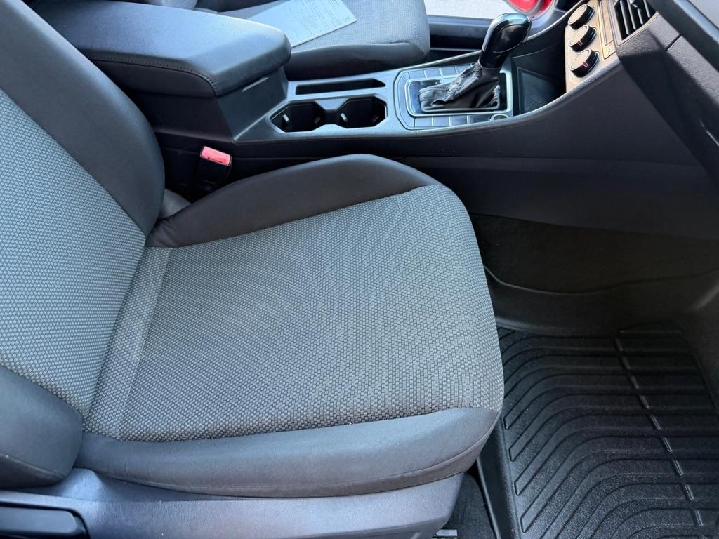 Volkswagen Jetta 1.4T S 8A 2019