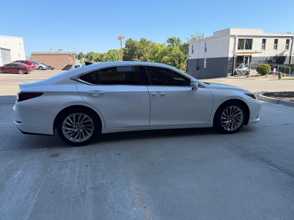 Lexus ES 350 Luxury 2019