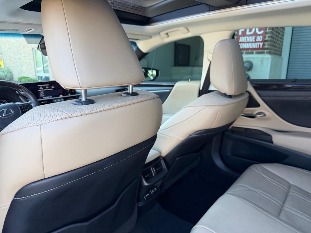 Lexus ES 350 Luxury 2019