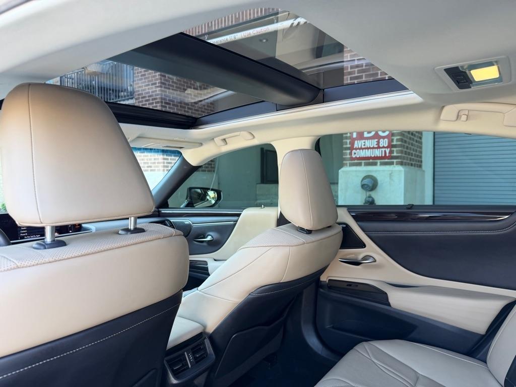 Lexus ES 350 Luxury 2019
