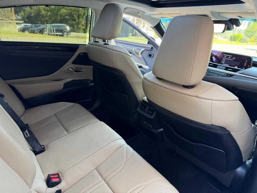 Lexus ES 350 Luxury 2019