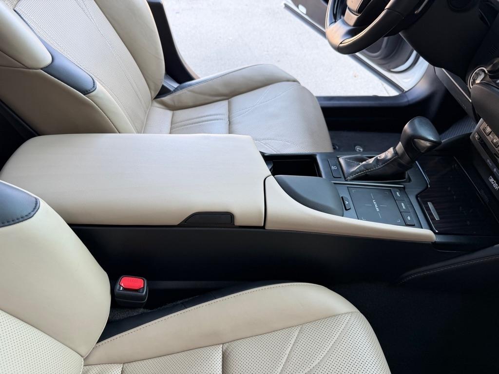 Lexus ES 350 Luxury 2019