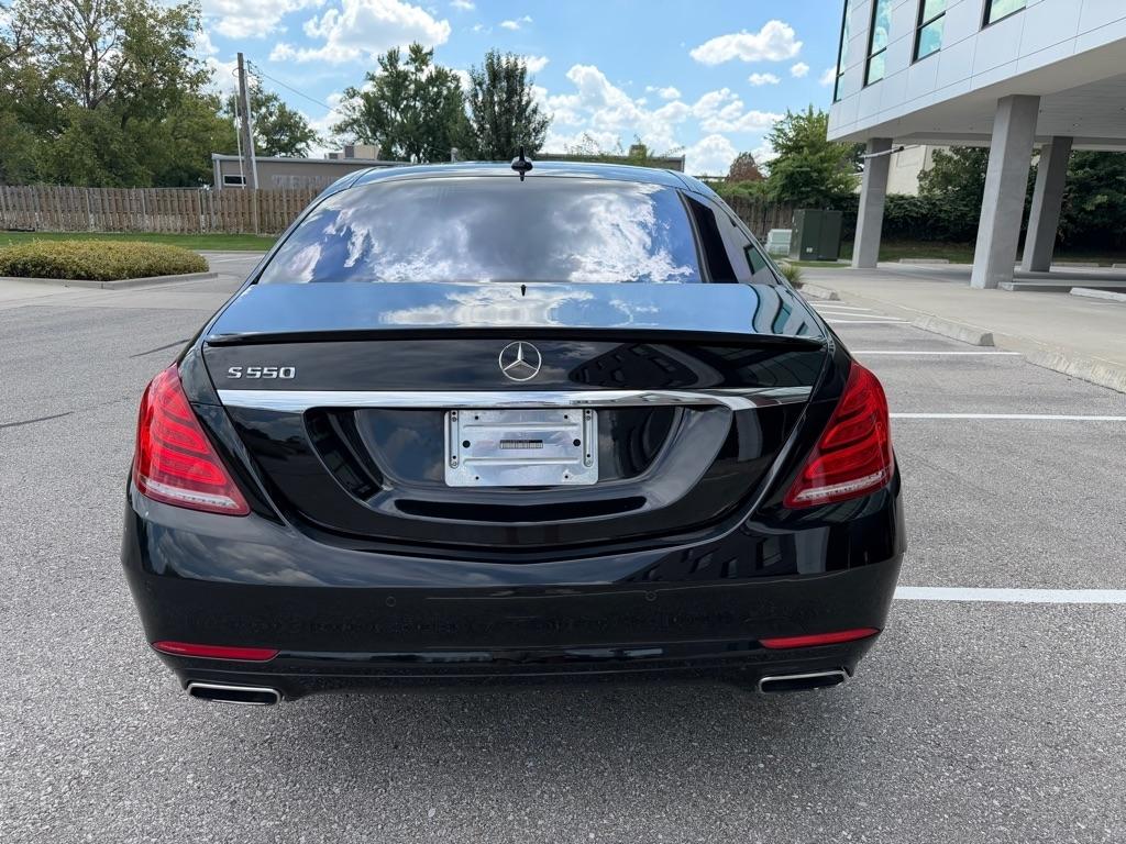 Mercedes-Benz S-Class S550 2015