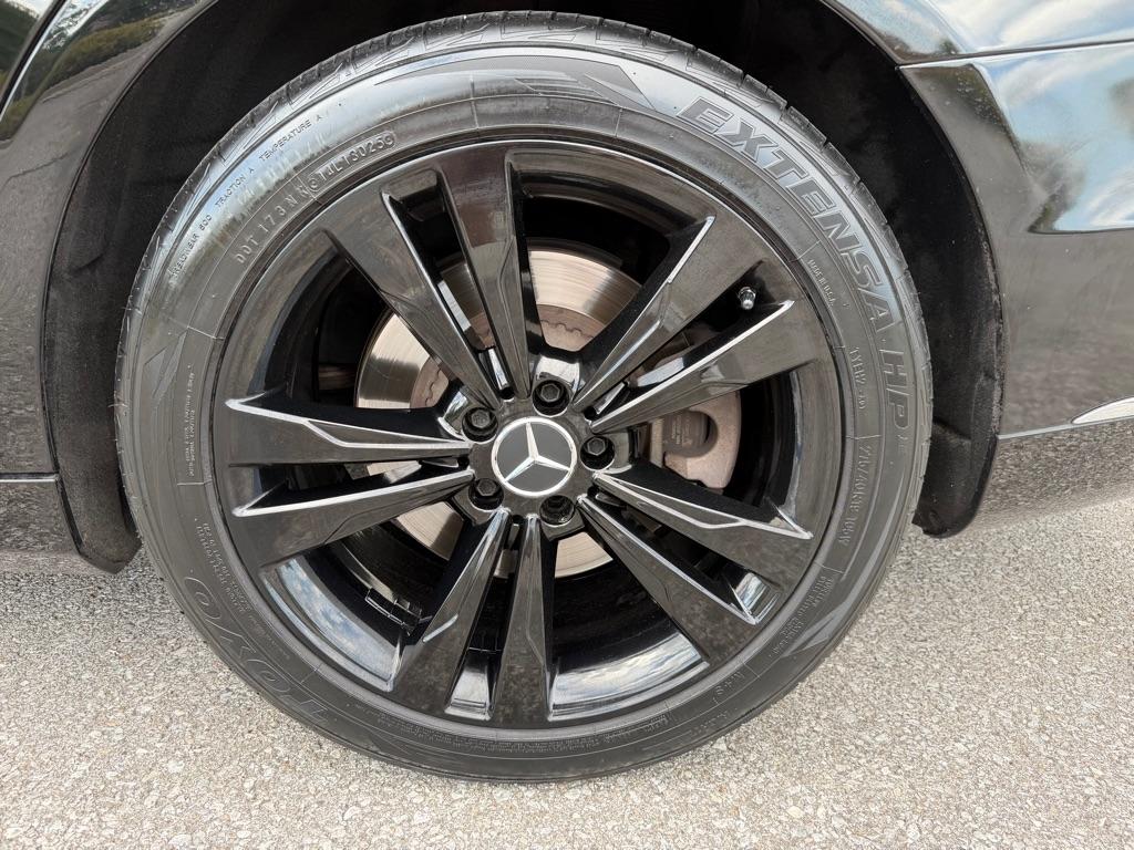 Mercedes-Benz S-Class S550 2015