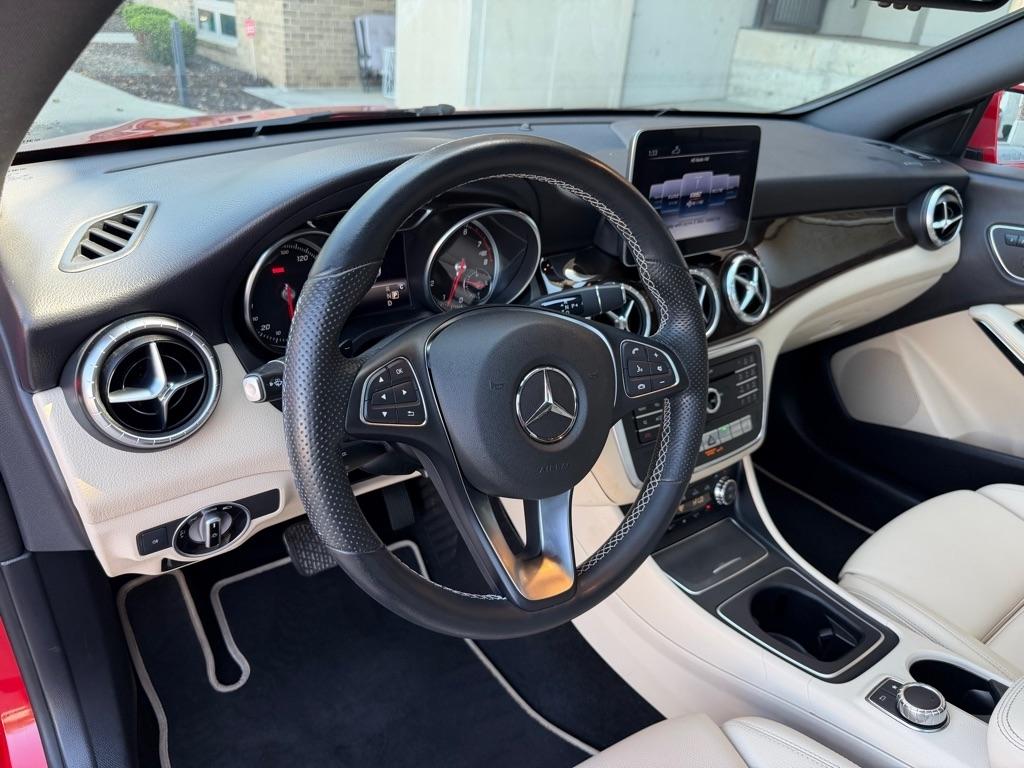 Mercedes-Benz CLA-Class CLA250 4MATIC 2019