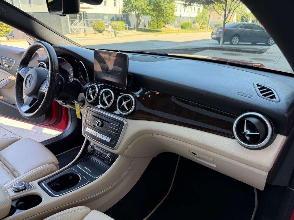 Mercedes-Benz CLA-Class CLA250 4MATIC 2019