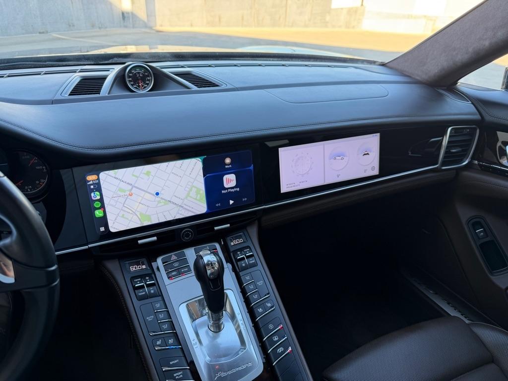 Porsche Panamera GTS 2015