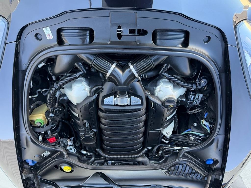 Porsche Panamera GTS 2015