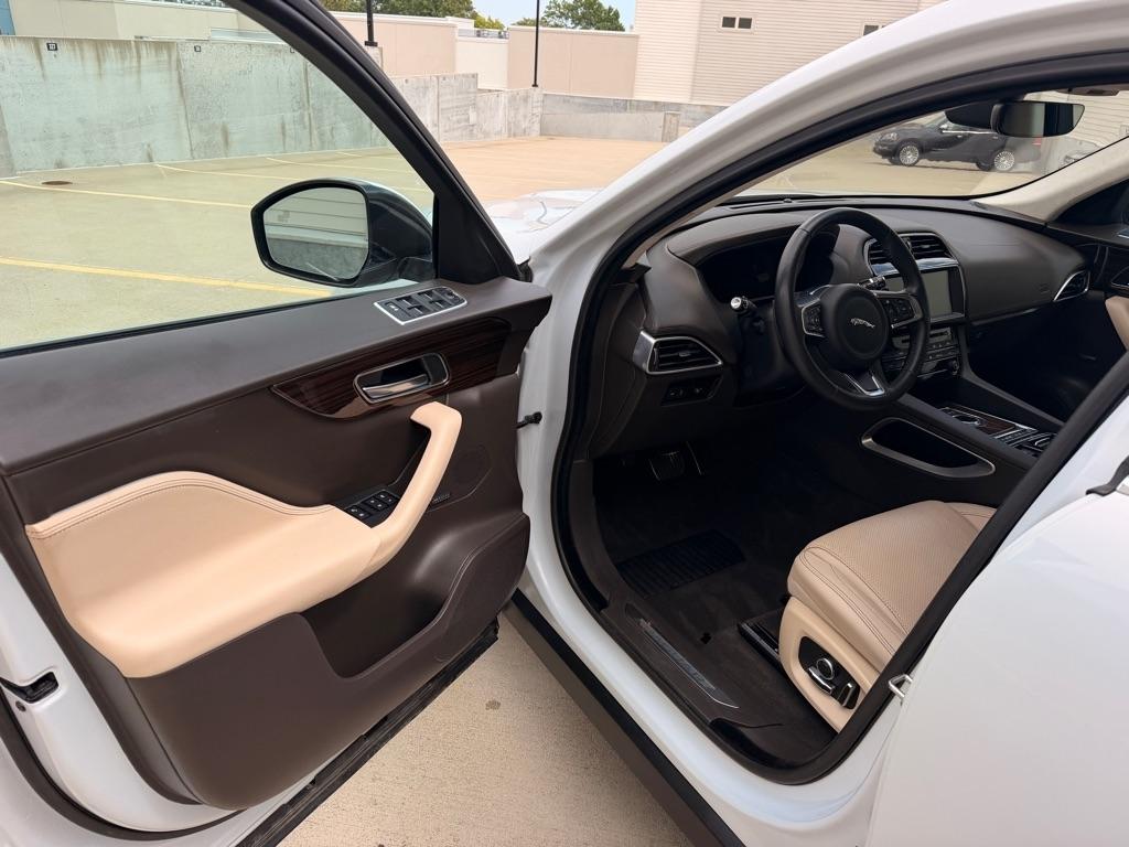Jaguar F-Pace 25t Prestige 2019