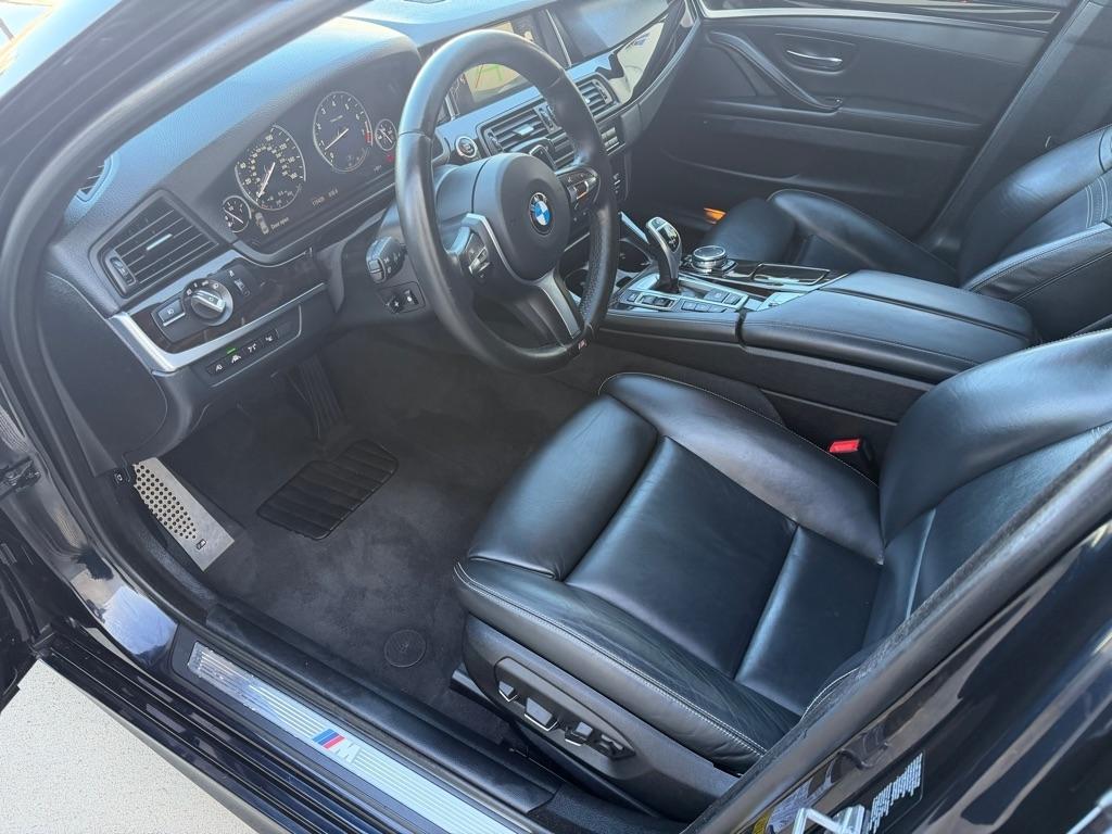 BMW 5-Series 535i xDrive 2016