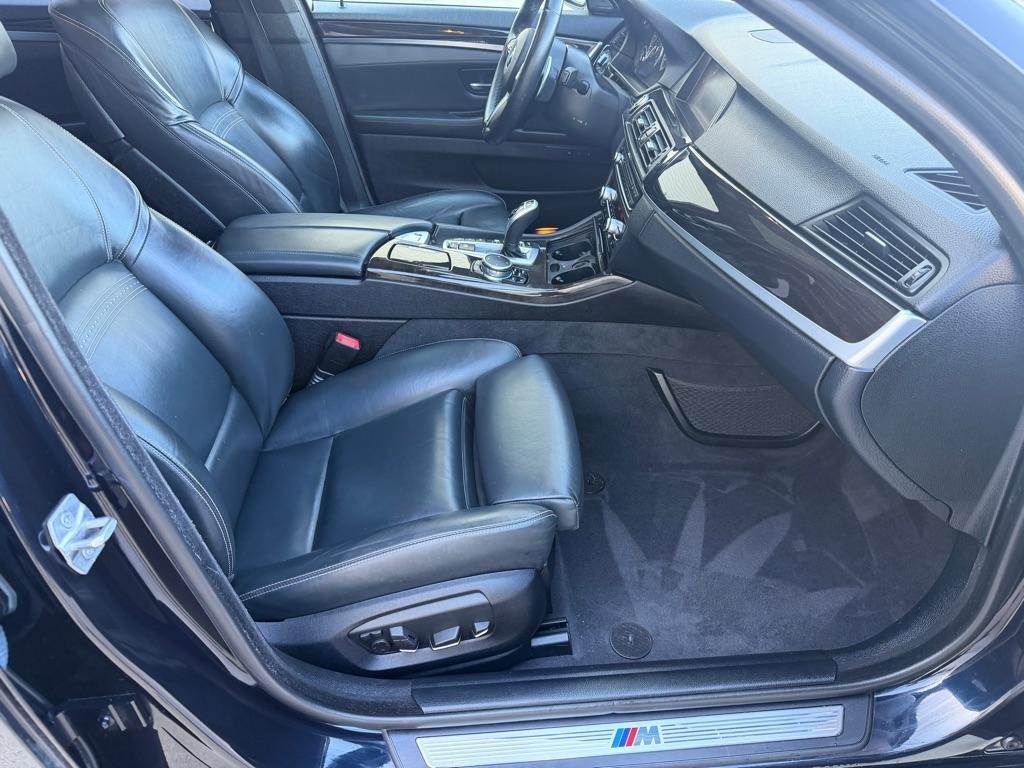 BMW 5-Series 535i xDrive 2016