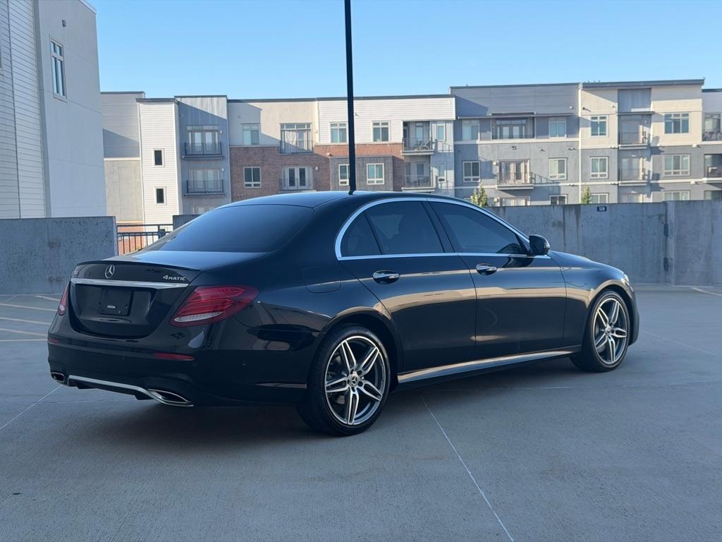 Mercedes-Benz E-Class E300 Luxury 4MATIC Sedan 2019