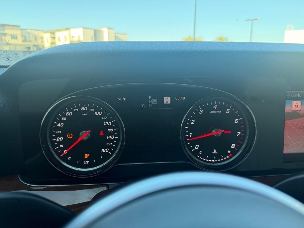 Mercedes-Benz E-Class E300 Luxury 4MATIC Sedan 2019