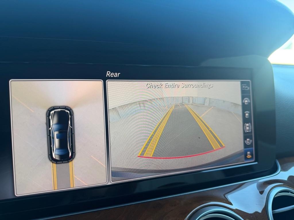 Mercedes-Benz E-Class E300 Luxury 4MATIC Sedan 2019