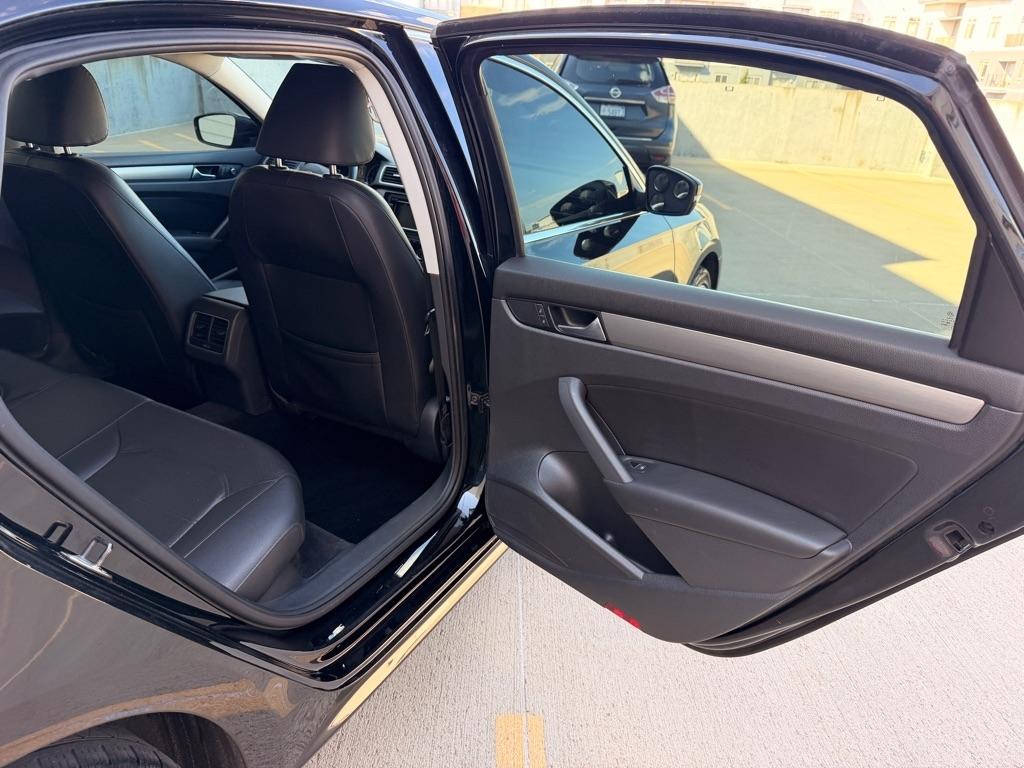 Volkswagen Passat 2.0L TDI SE AT 2014
