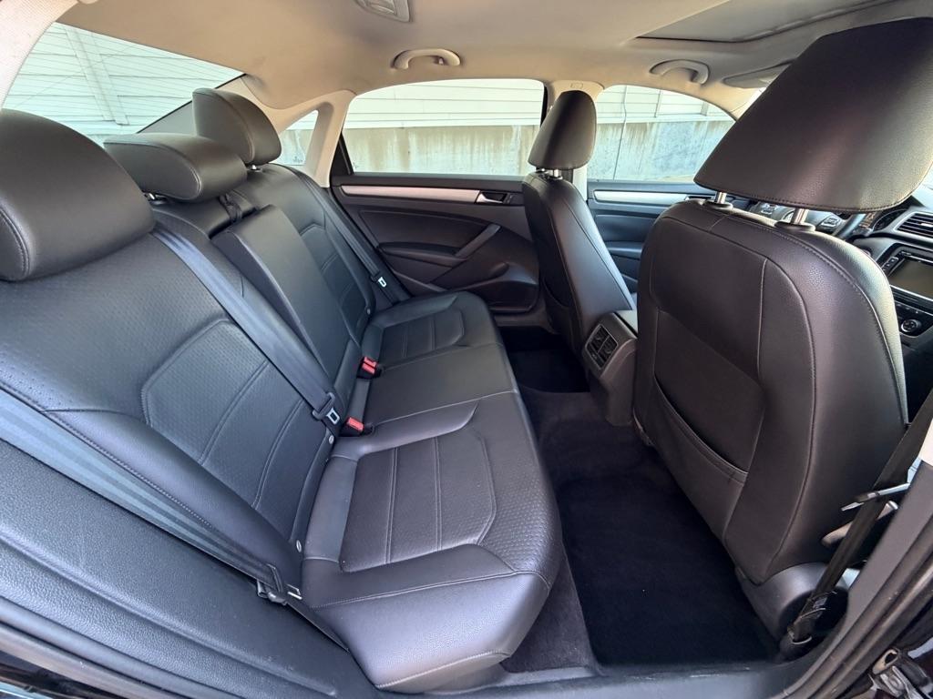 Volkswagen Passat 2.0L TDI SE AT 2014