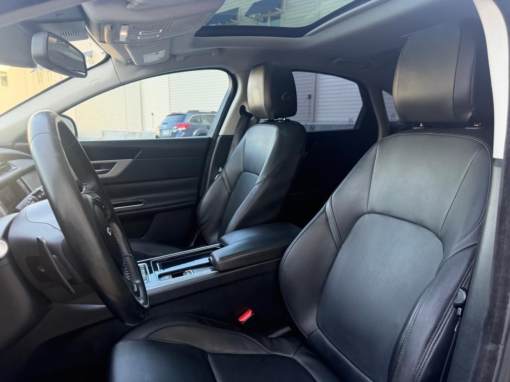 Jaguar XF-Series 35t Premium 2017