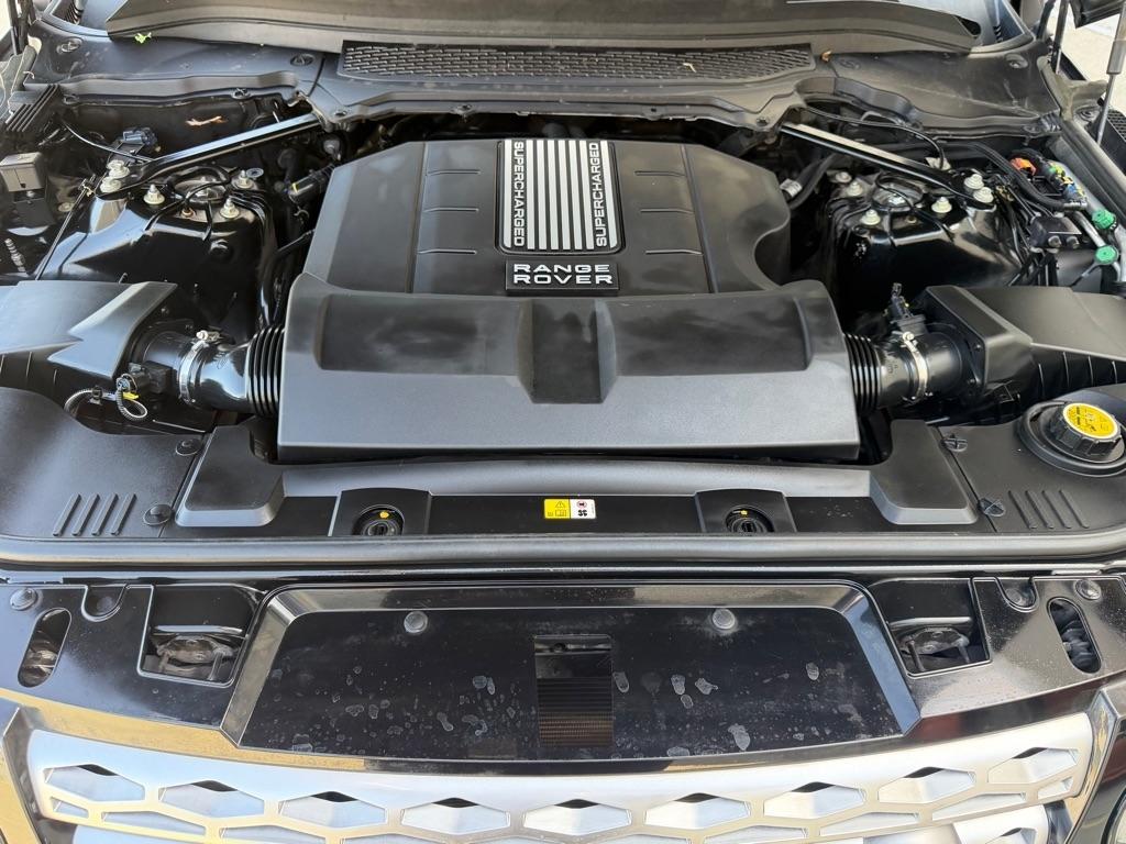 Land Rover Range Rover Sport 3.0L V6 Supercharged SE 2014