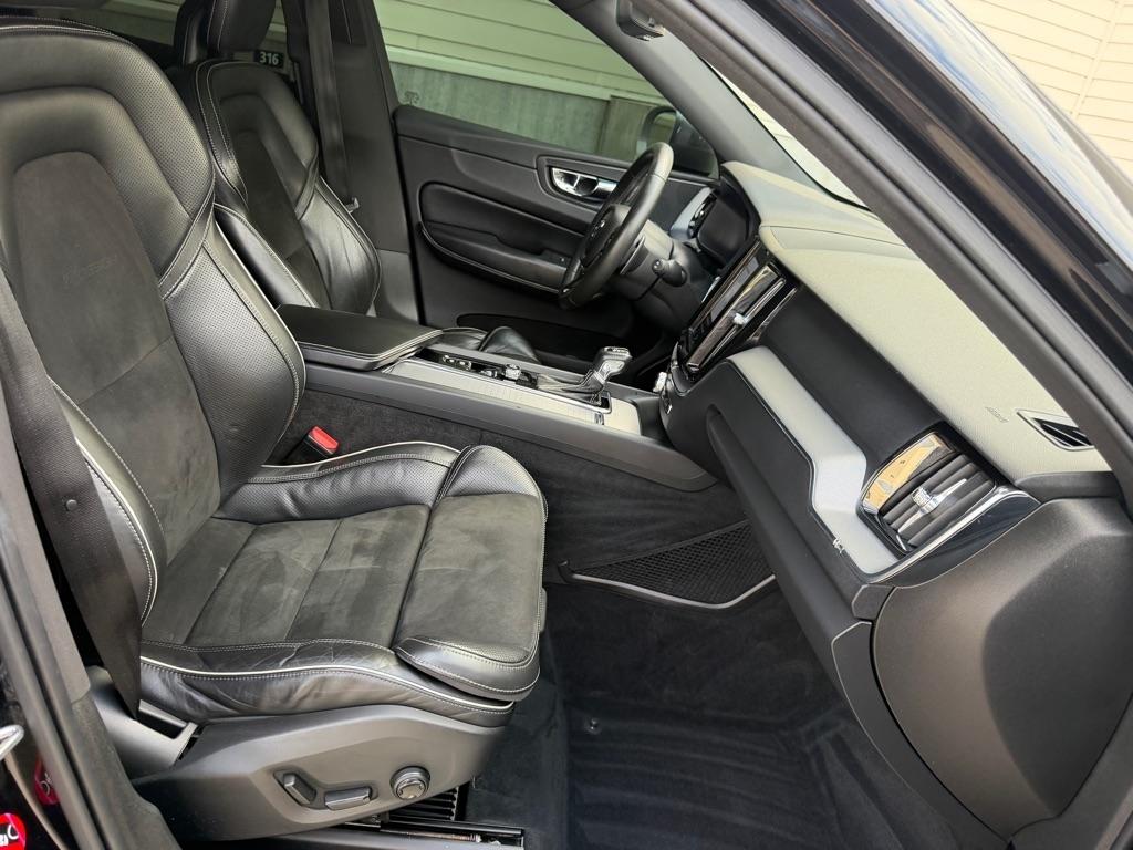 Volvo XC60 T5 R-Design AWD 2018