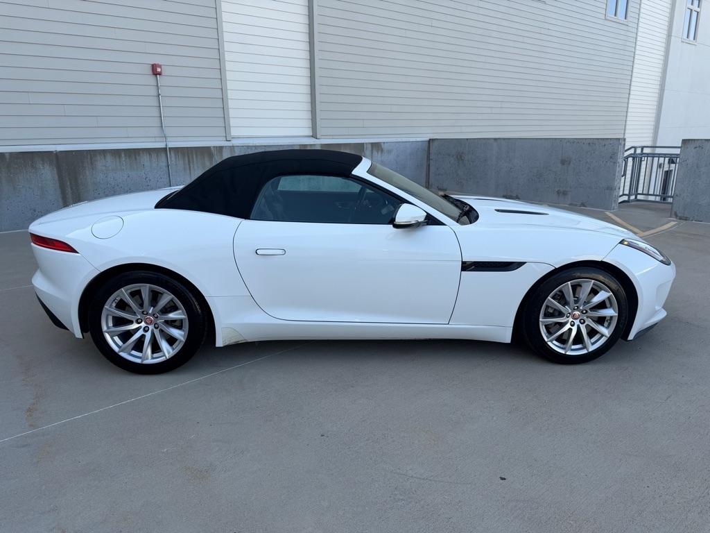 Jaguar F-Type Base Convertible 2015