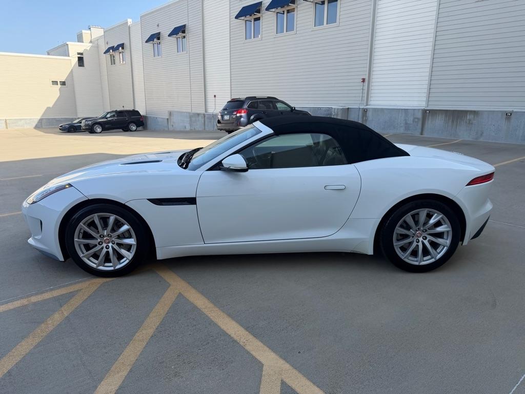 Jaguar F-Type Base Convertible 2015