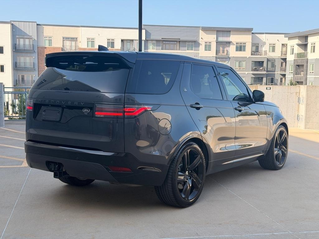 Land Rover Discovery R-Dynamic HSE 2021