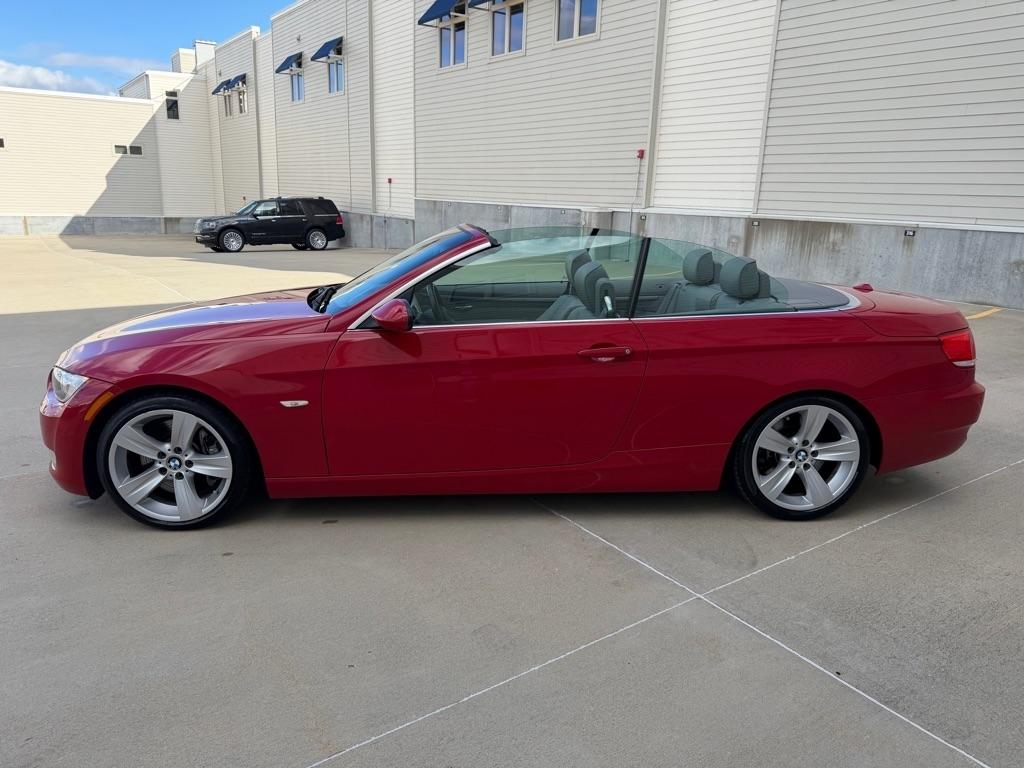 BMW 3-Series 335i Convertible 2008