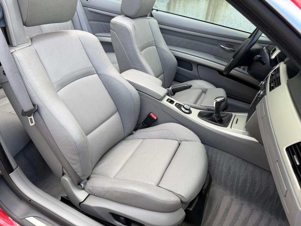 BMW 3-Series 335i Convertible 2008