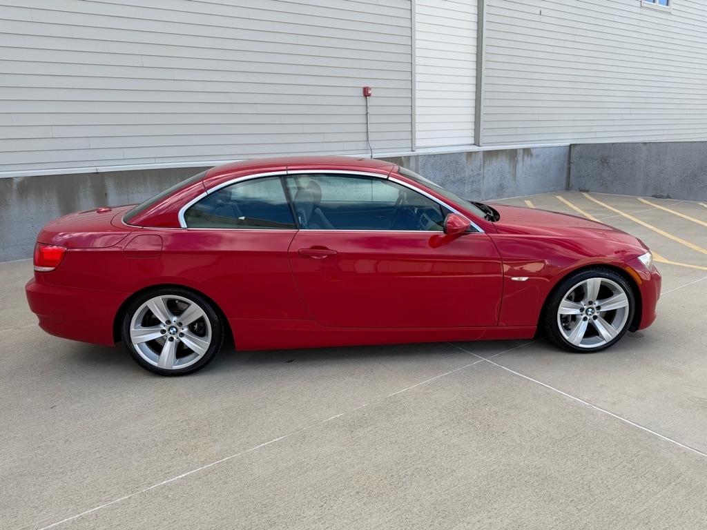 BMW 3-Series 335i Convertible 2008