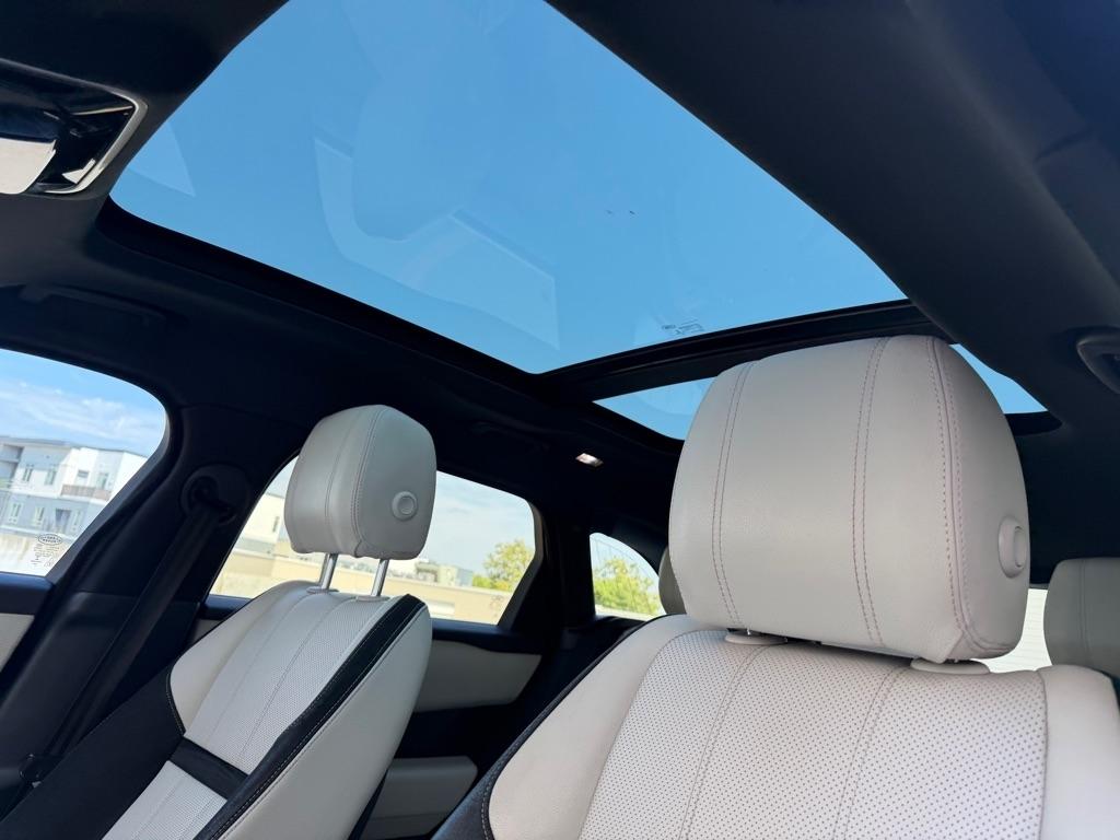 Land Rover Range Rover Velar R-Dynamic SE 2018