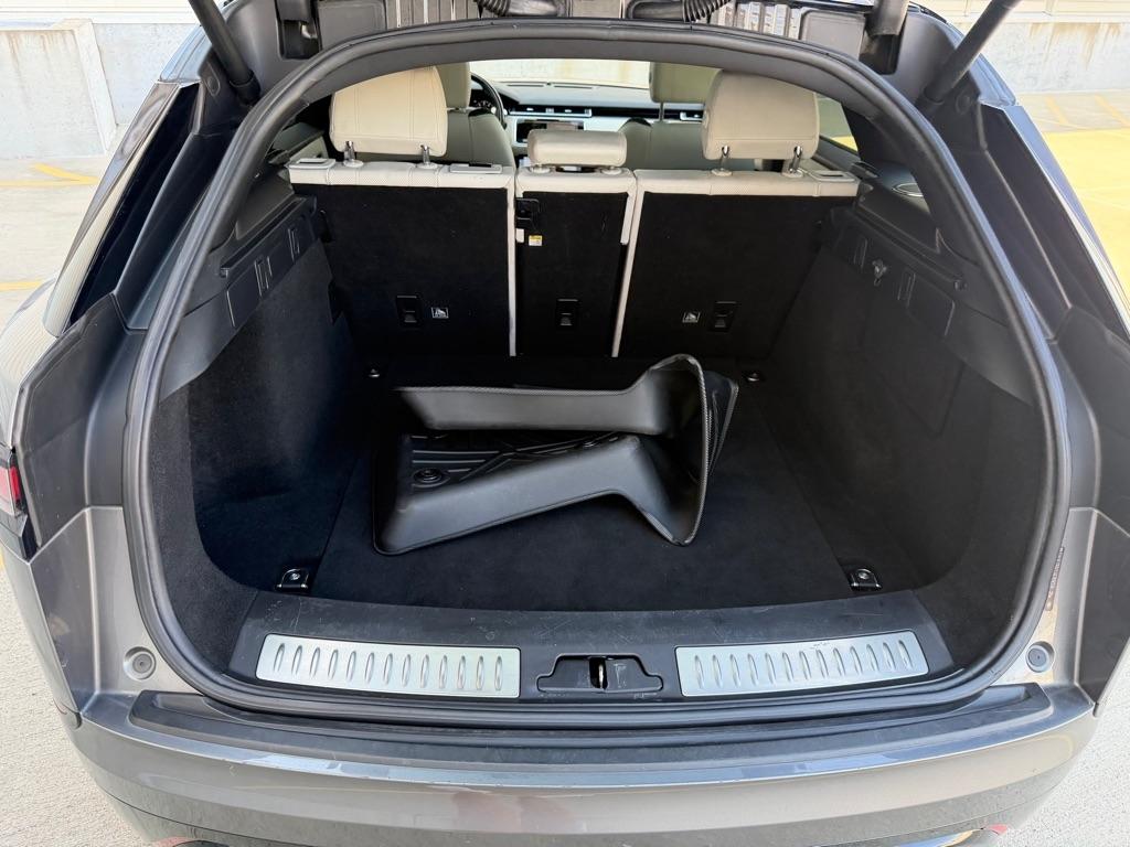 Land Rover Range Rover Velar R-Dynamic SE 2018