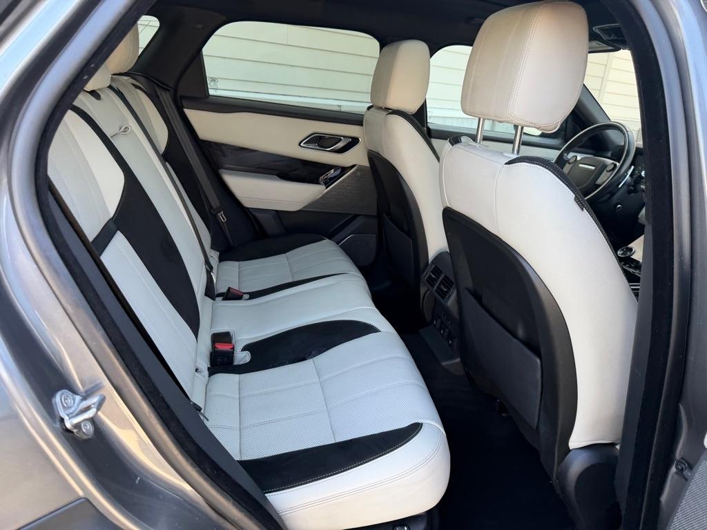 Land Rover Range Rover Velar R-Dynamic SE 2018