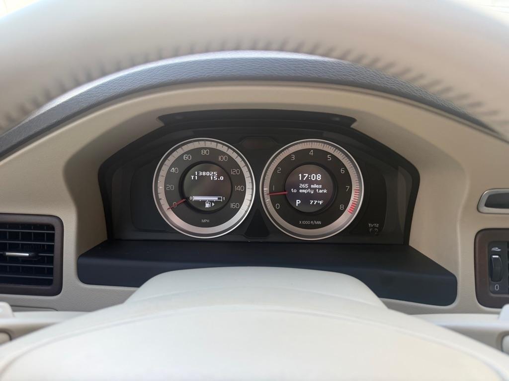 Volvo XC70 3.2 AWD 2011