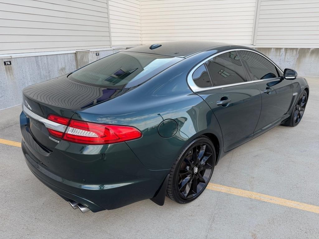 Jaguar XF-Series XF Supercharged 2012