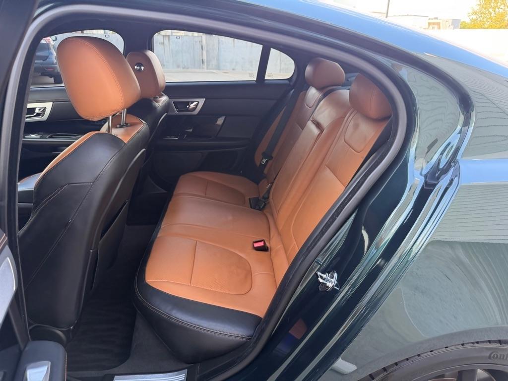 Jaguar XF-Series XF Supercharged 2012