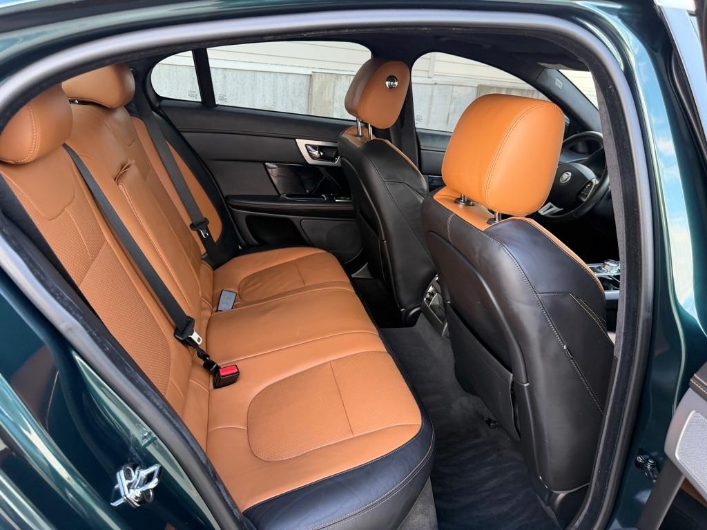 Jaguar XF-Series XF Supercharged 2012