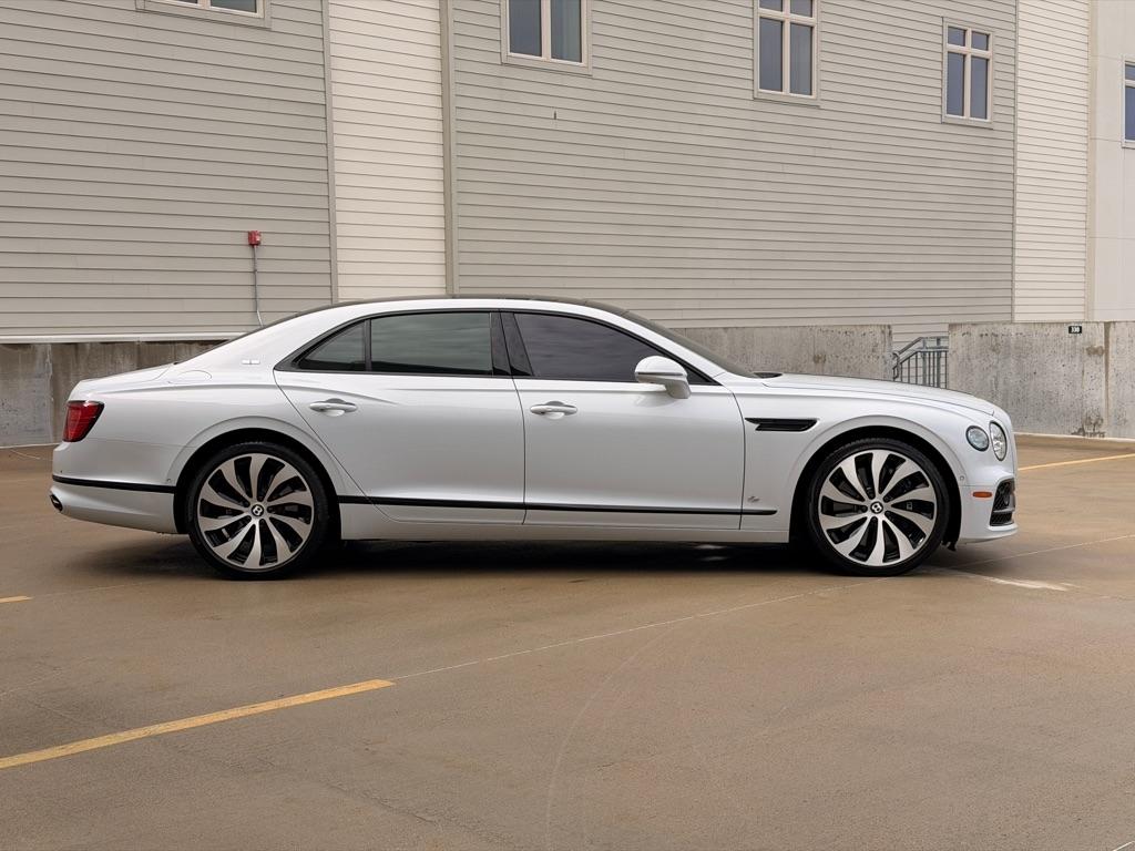 Bentley Flying Spur  2021