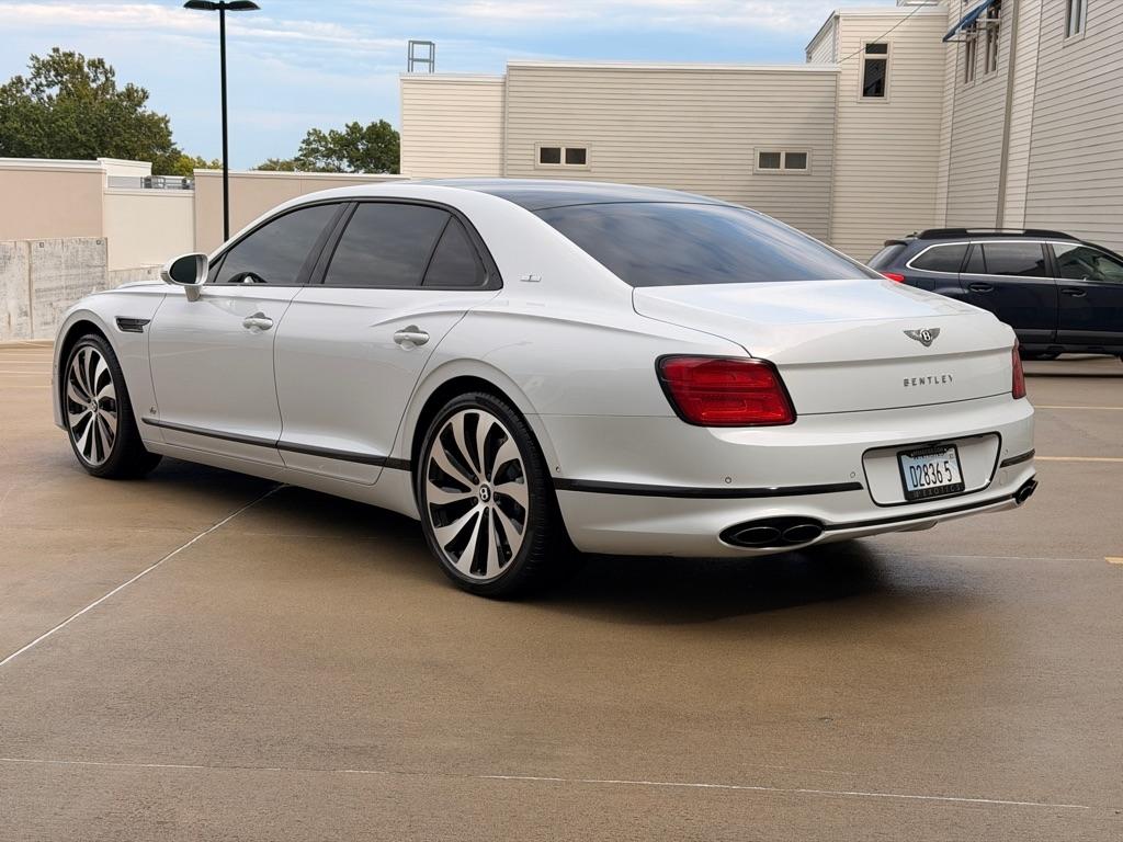 Bentley Flying Spur  2021