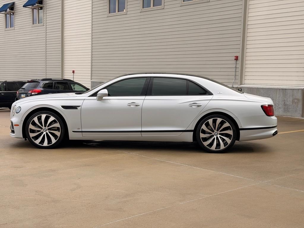 Bentley Flying Spur  2021
