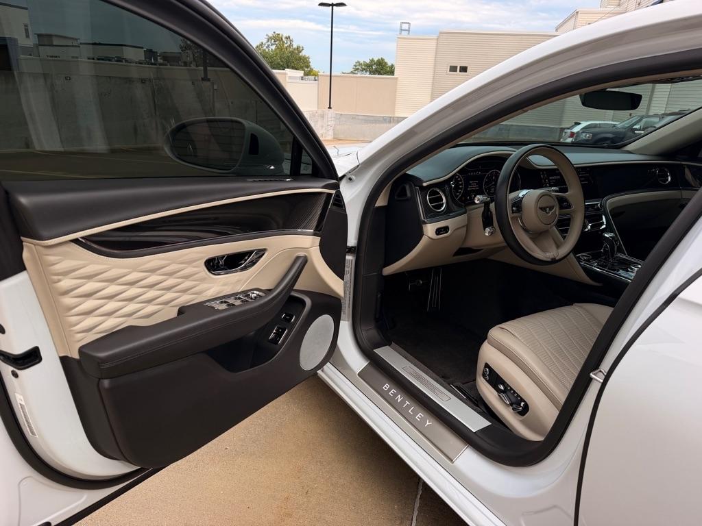 Bentley Flying Spur  2021
