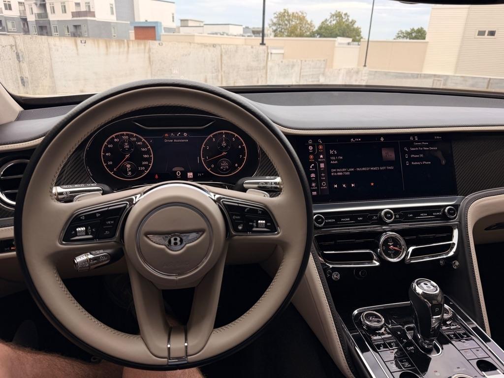 Bentley Flying Spur  2021